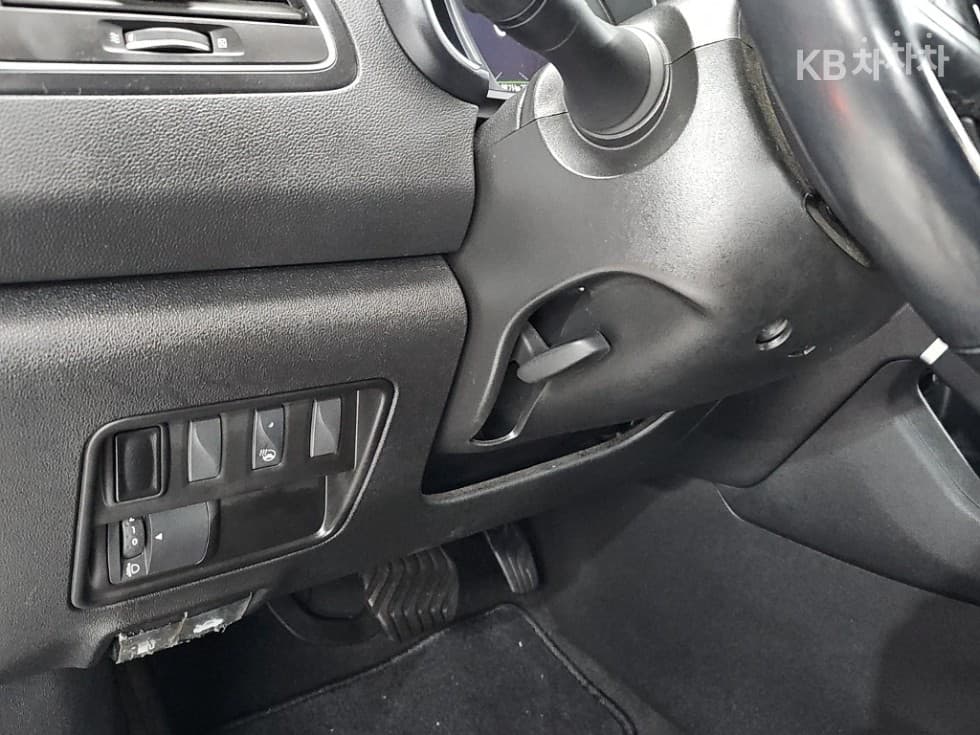 Renault Korea QM6Gasoline 2.0 2WD RE Standard - 19