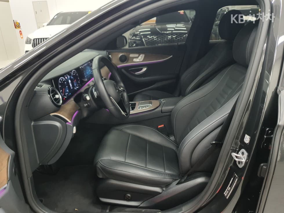 Mercedes-Benz E-Клас (W213)E250 Avantgarde - 7