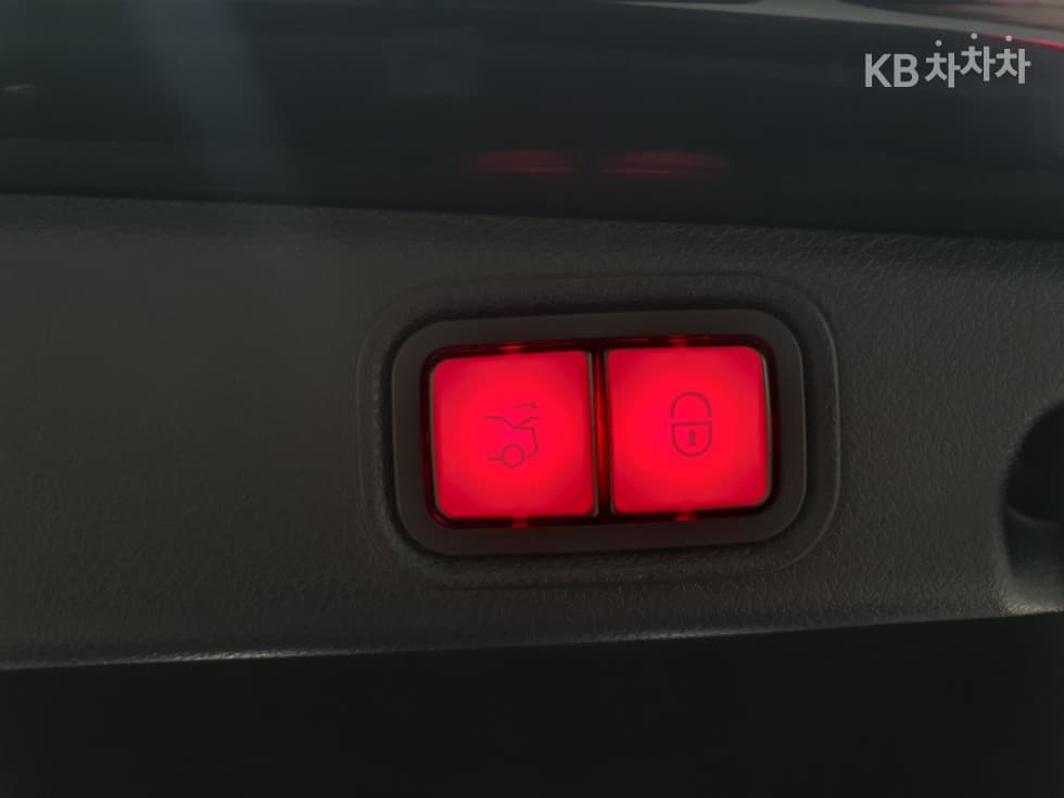 Mercedes-Benz E-Клас (W213)E250 Avantgarde - 25