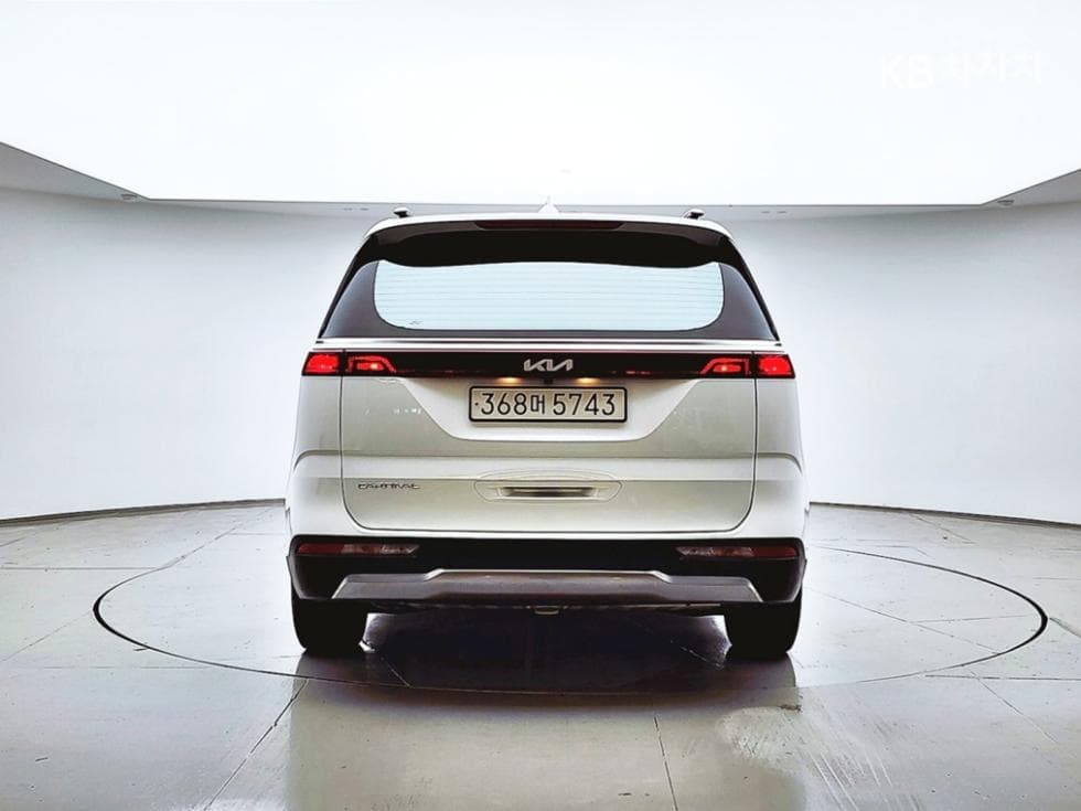 Киа Канивал 4-то поколениеD2.2 9-местен Noblesse - 4