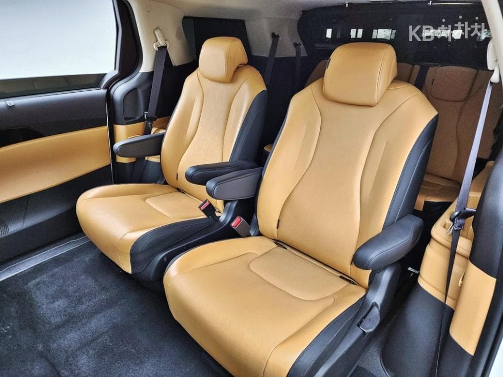 Киа Канивал 4-то поколениеD2.2 9-местен Noblesse - 9