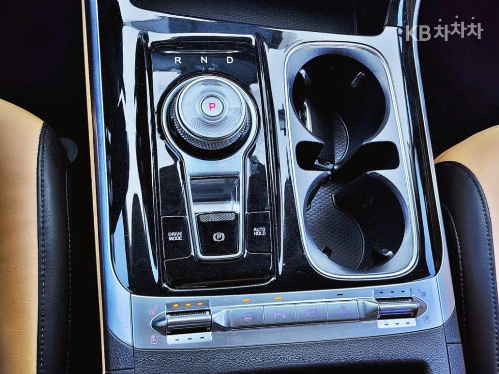 Киа Канивал 4-то поколениеD2.2 9-местен Noblesse - 14