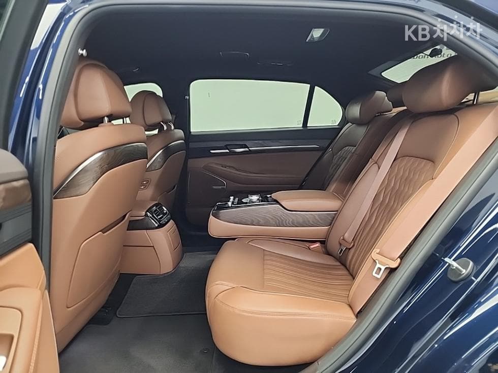 Genesis G903.8 GDi AWD Luxury - 12