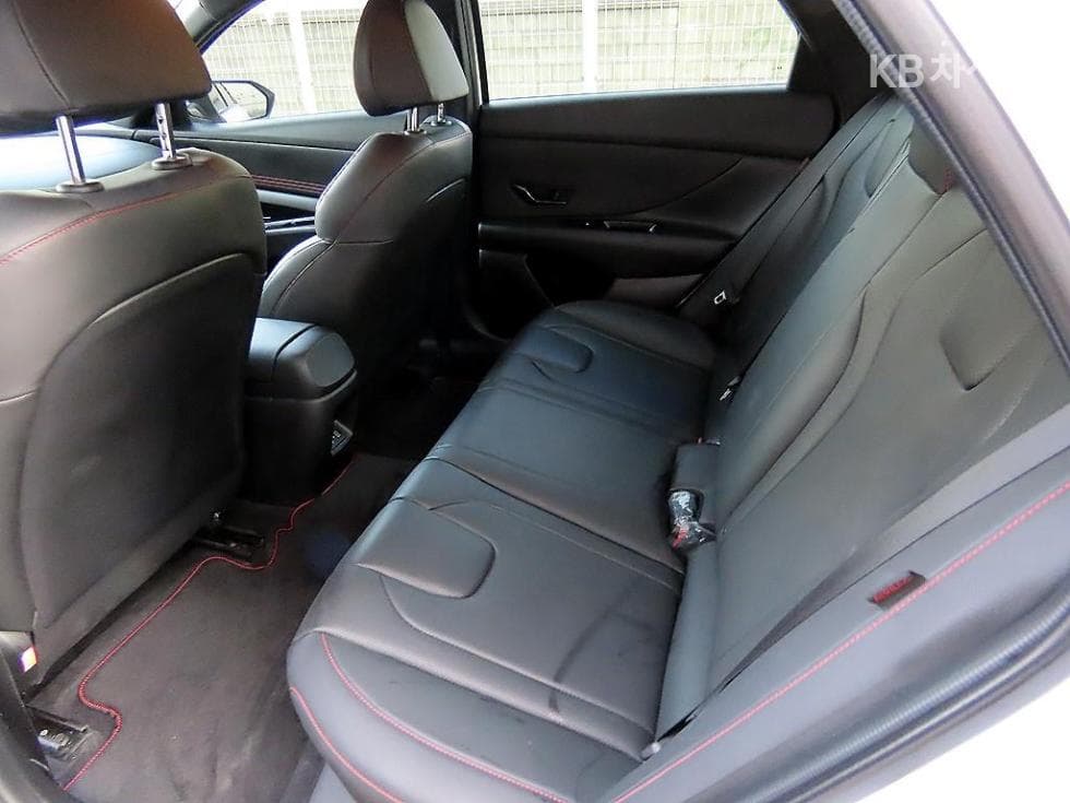 Хюндай The New (фейслифт) Avante (Elantra) N Line (CN7)1.6 Бензин Modern - 6