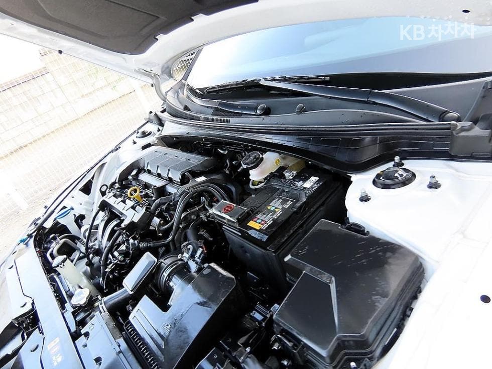 Хюндай The New (фейслифт) Avante (Elantra) N Line (CN7)1.6 Бензин Modern - 17