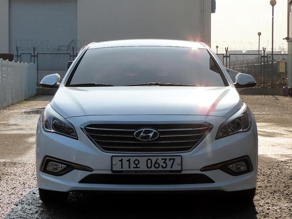 Хюндай Соната LF 2.0 Смарт Стандартен - Image 1