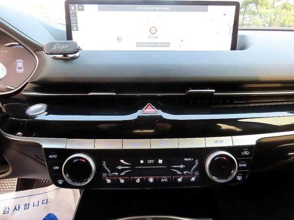 Genesis G80(RG3)2.5 Turbo Gasoline Direct Injection 2WD - 13