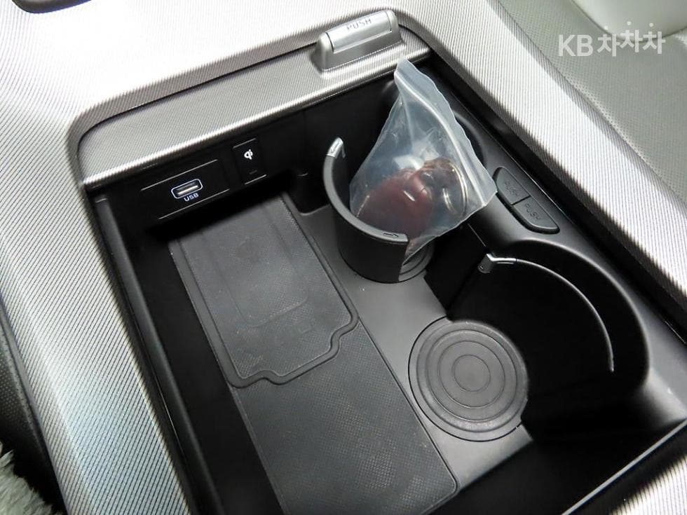 Hyundai Palisade2.2 Diesel 7-seater (Limousine) Calligraphy - 10