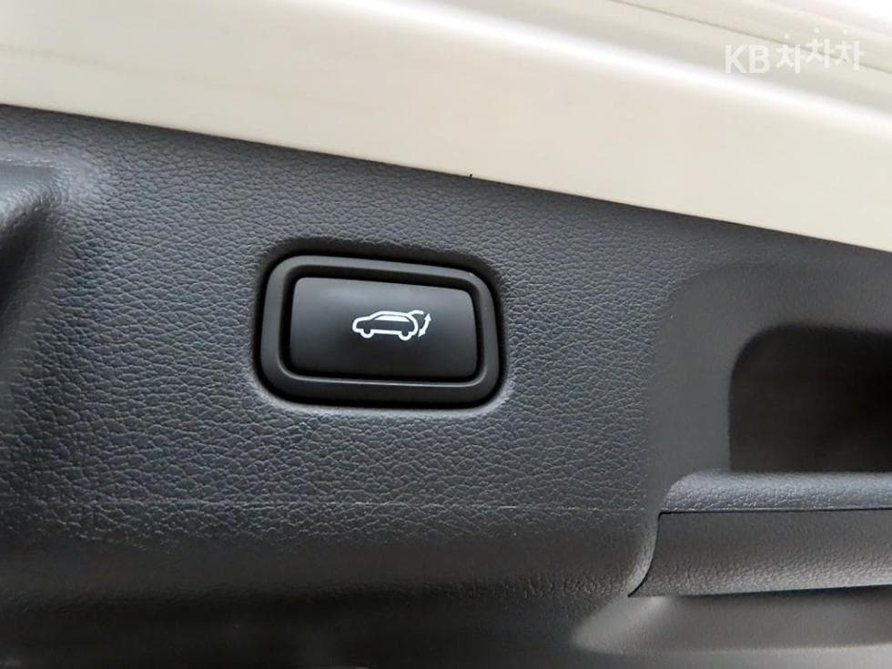 Hyundai Palisade2.2 Diesel 7-seater (Limousine) Calligraphy - 15