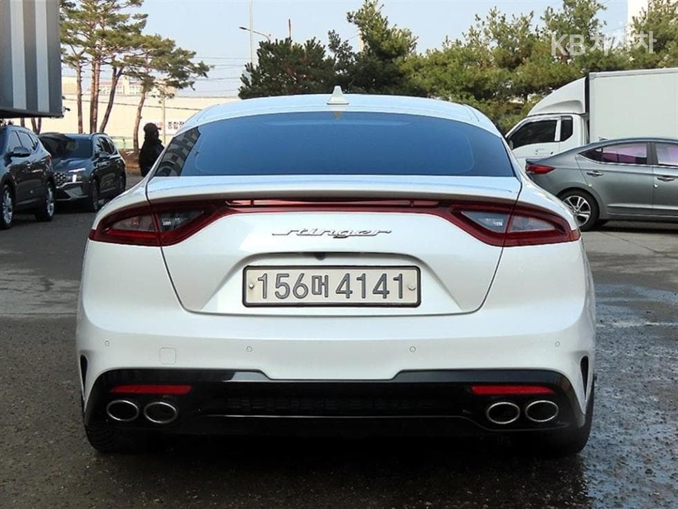 Киа Stinger2.0 Турбо 2WD 플래티넘 - 4