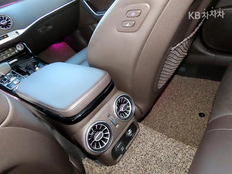 Киа Stinger2.0 Турбо 2WD 플래티넘 - 17