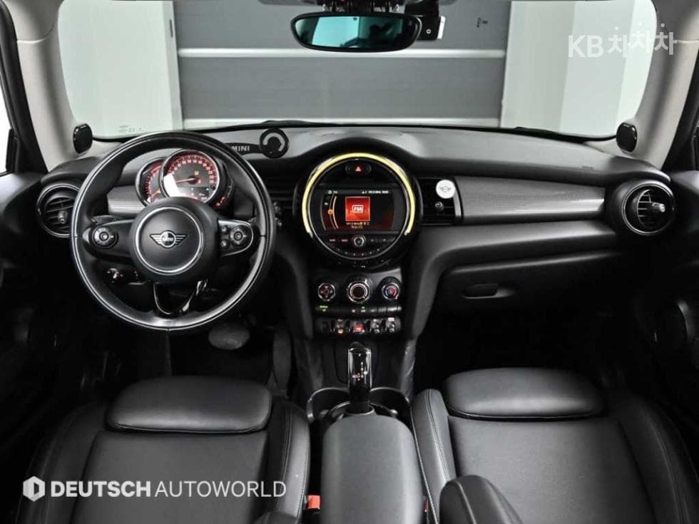 Мини Cooper1.6 SE - 7