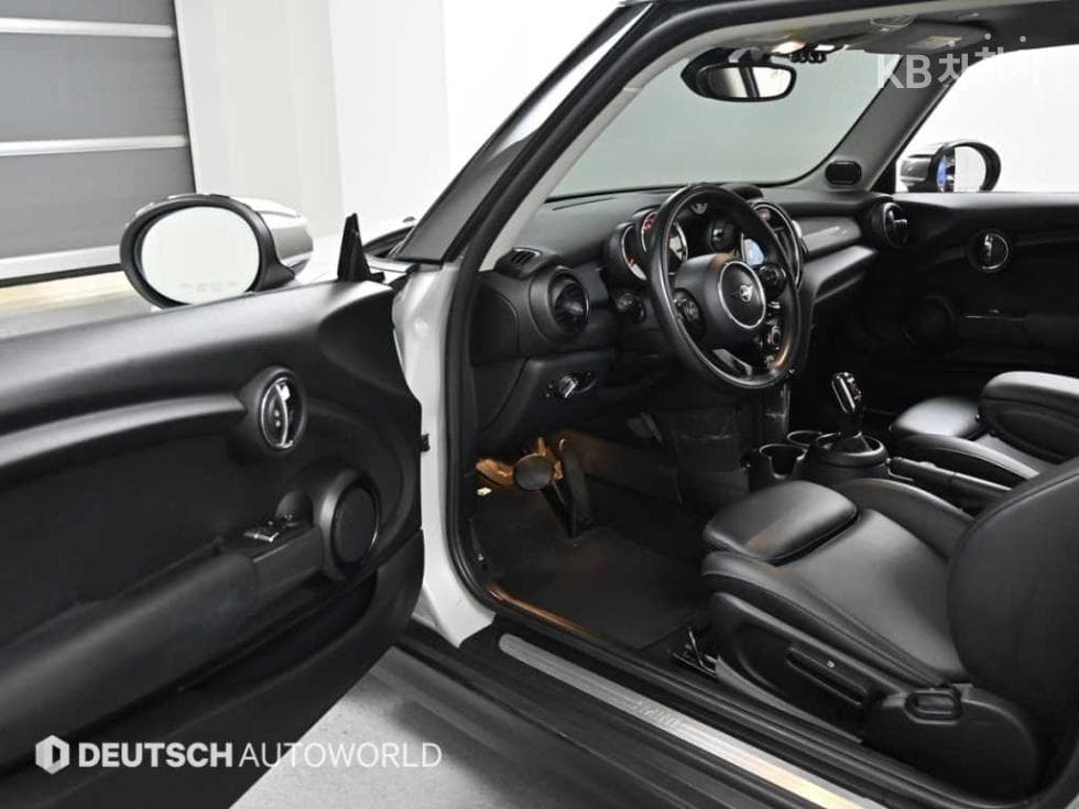 Мини Cooper1.6 SE - 11