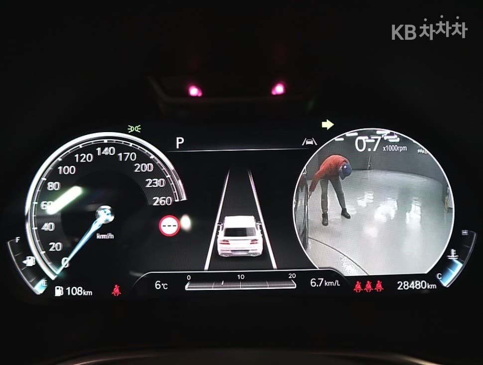 Genesis GV802.5 Turbo Gasoline AWD - 7