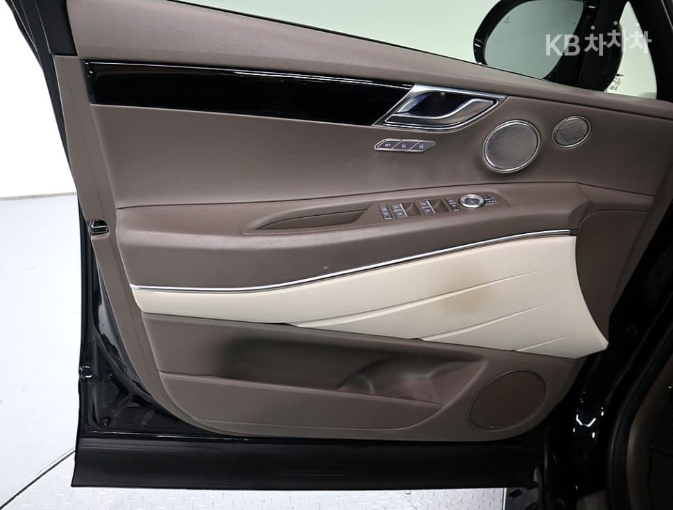 Genesis GV802.5 Turbo Gasoline AWD - 8