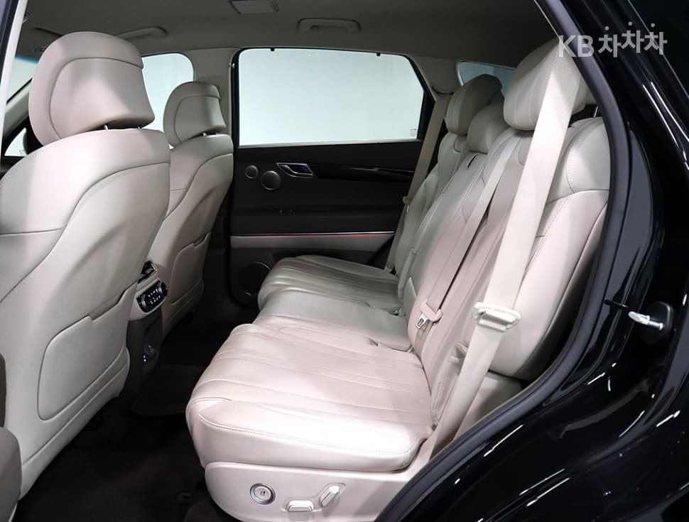 Genesis GV802.5 Turbo Gasoline AWD - 10