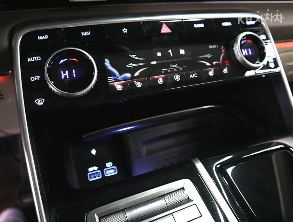 Genesis GV802.5 Turbo Gasoline AWD - 12