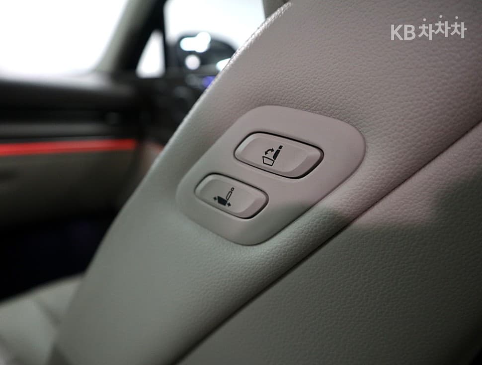 Genesis GV802.5 Turbo Gasoline AWD - 15