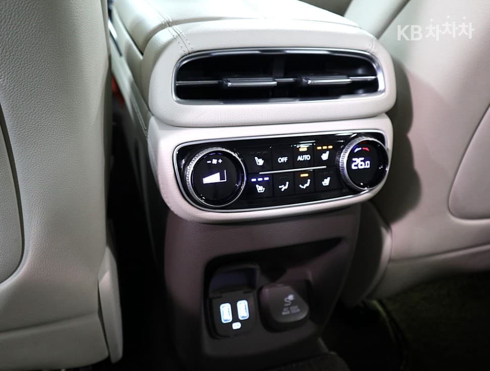 Genesis GV802.5 Turbo Gasoline AWD - 16