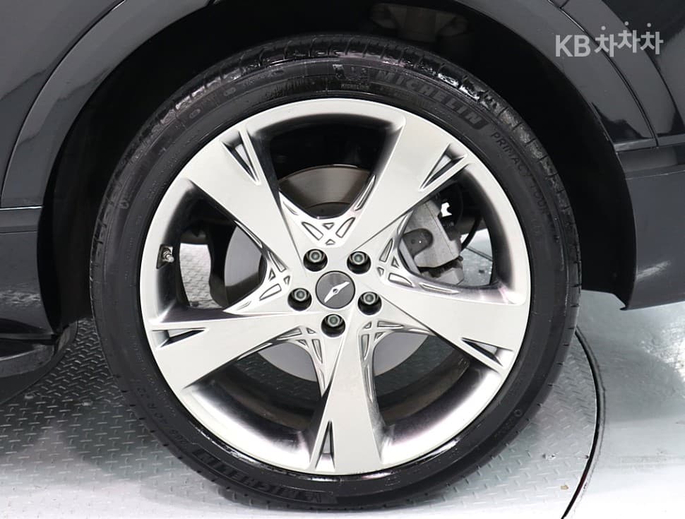 Genesis GV802.5 Turbo Gasoline AWD - 18