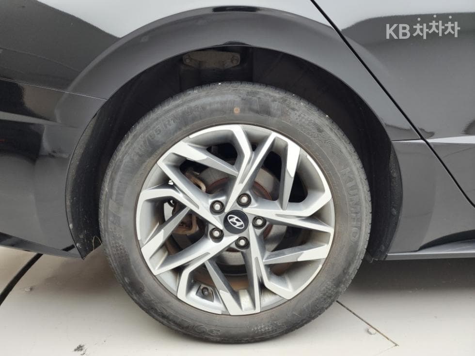 Хюндай Соната (DN8)2.0 Premium Plus - 25