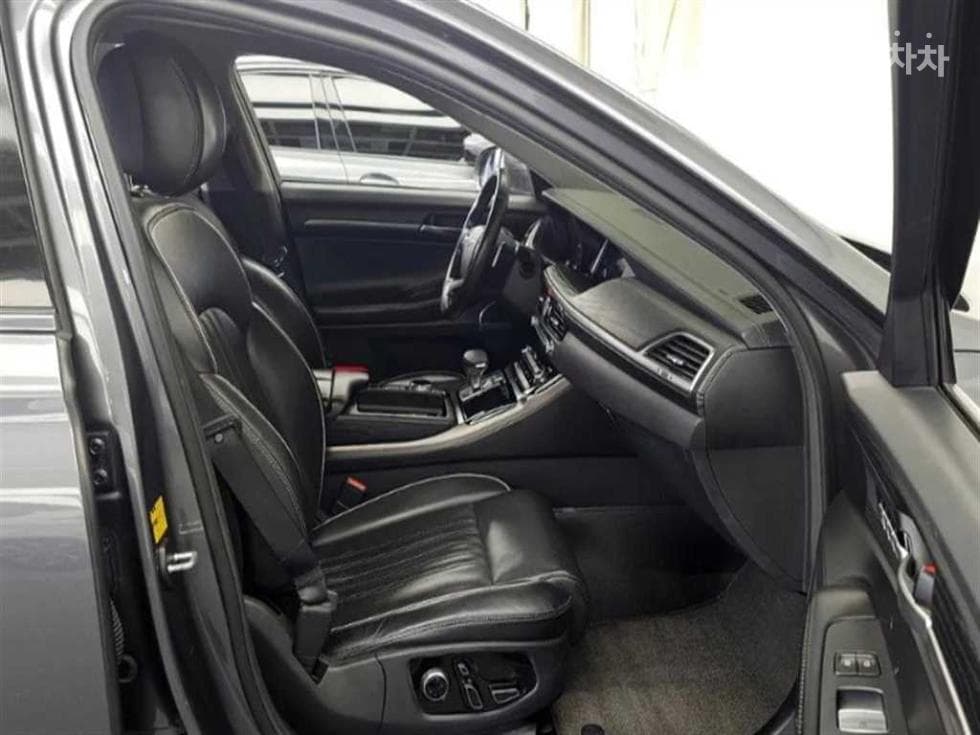 Дженезис EQ9003.3 T-GDI AWD Премиум Люкс - 11