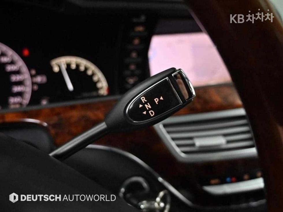 Mercedes-Benz Нов S-КласS350L W221 - 9