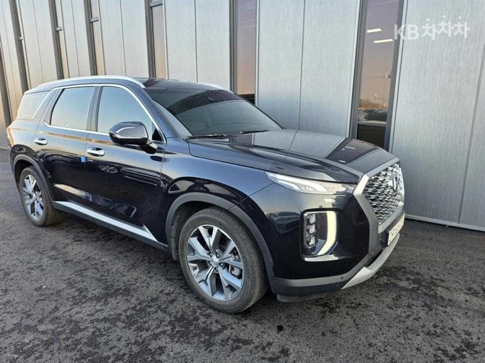 Hyundai Palisade2.2 Diesel 7-seater (Limousine) AWD Prestige - 2