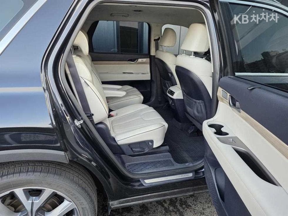 Hyundai Palisade2.2 Diesel 7-seater (Limousine) AWD Prestige - 8