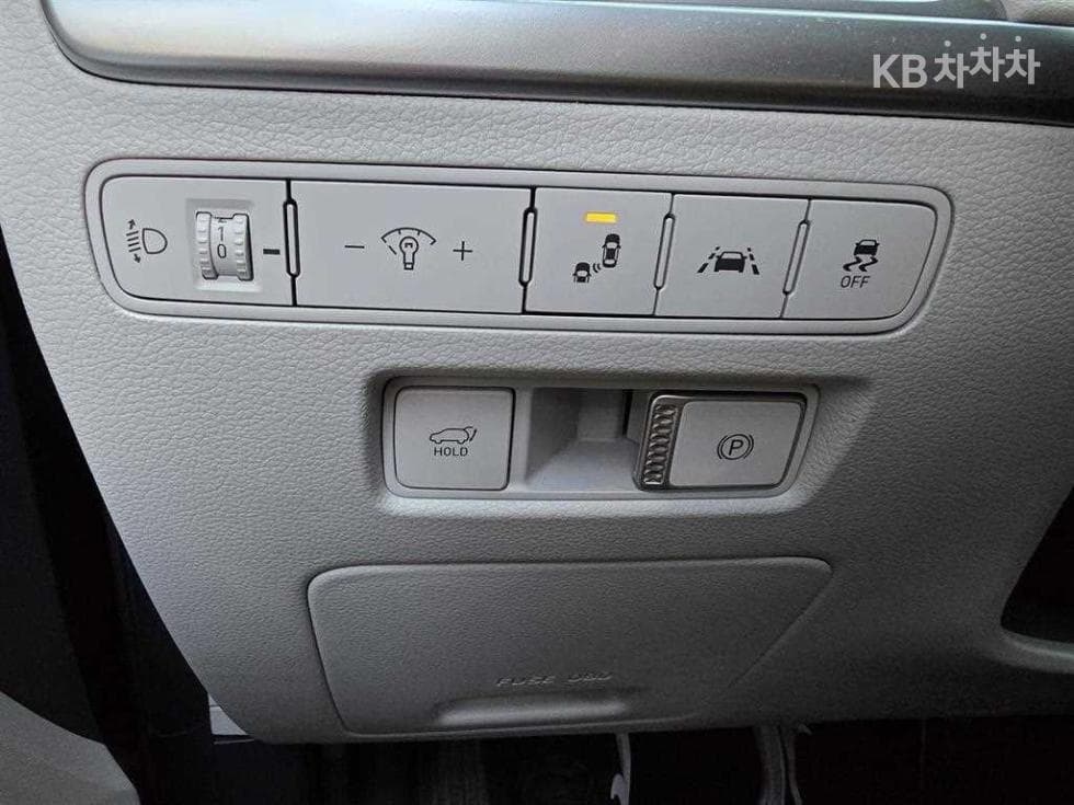 Hyundai Palisade2.2 Diesel 7-seater (Limousine) AWD Prestige - 16