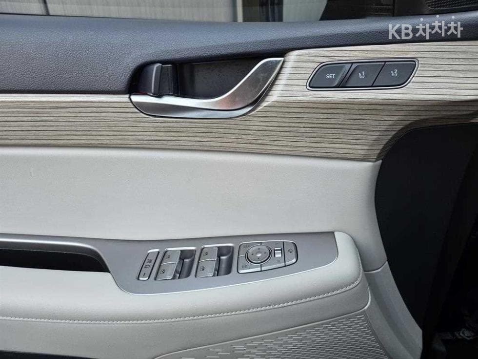 Hyundai Palisade2.2 Diesel 7-seater (Limousine) AWD Prestige - 17