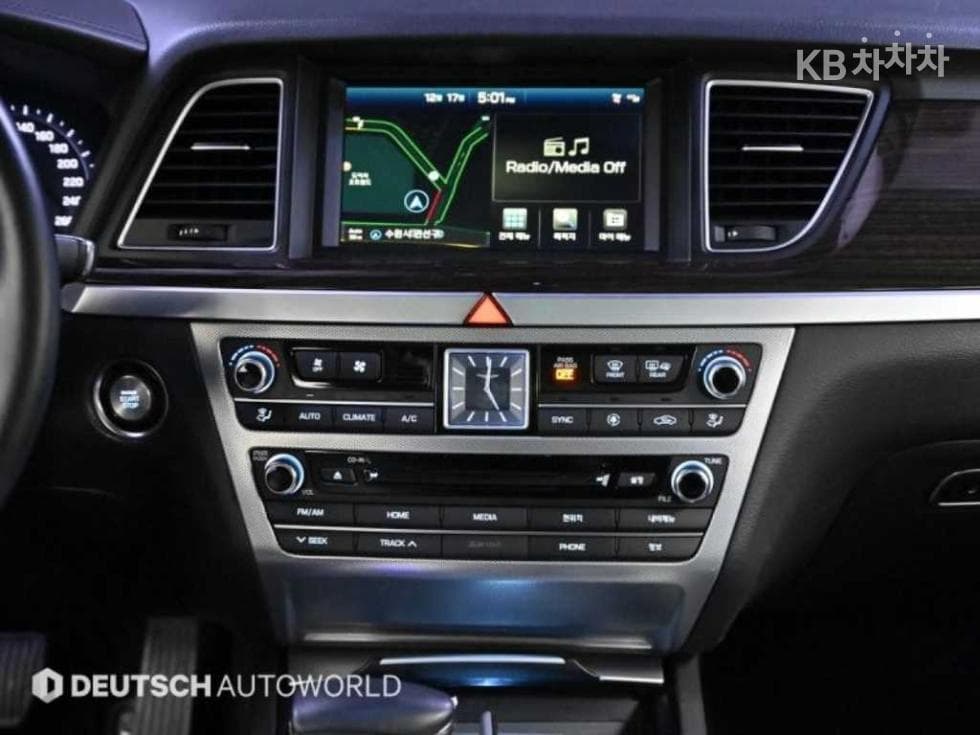 Genesis G802.2D Luxury - 14