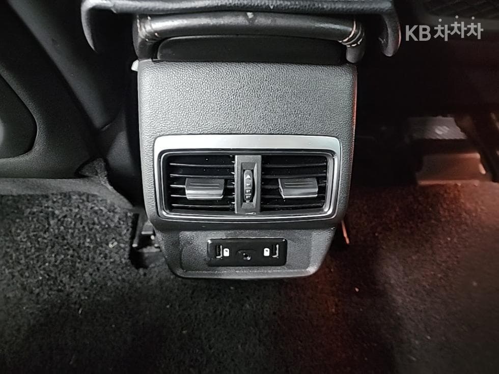 Renault Korea The New (facelift) QM62.0 GDe 2WD Premiere - 13