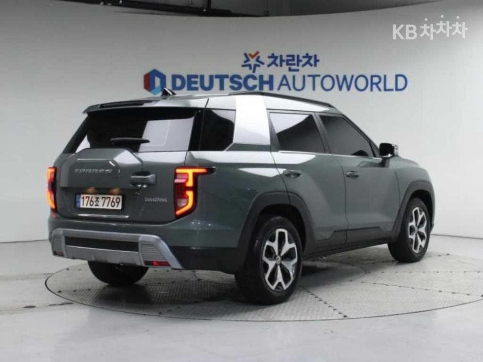 KG Mobility 토레스(J100)1.5 GDI Turbo T7 - 2