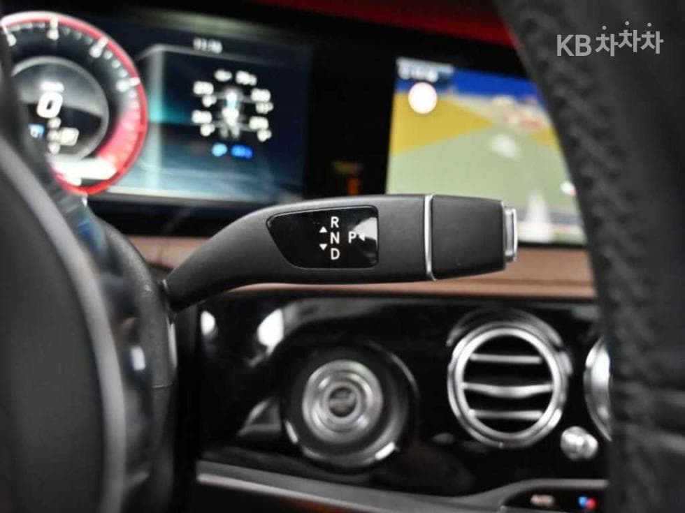 Mercedes-Benz New S-ClassS63 AMG 4MATIC+ - 9