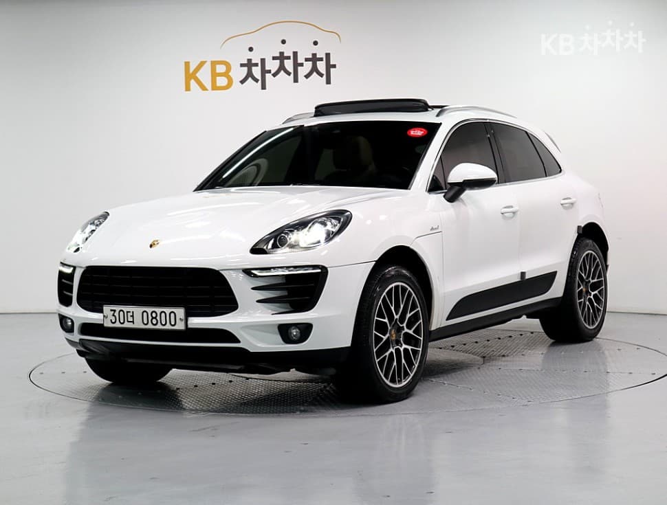 Porsche 마칸 3.0 S Дизел - Image 1