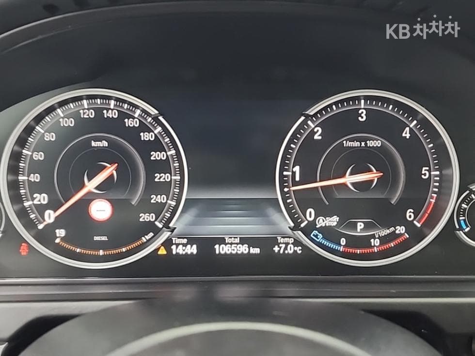 BMW X5 (E70)4.0d xDrive M Sport F15 - 6