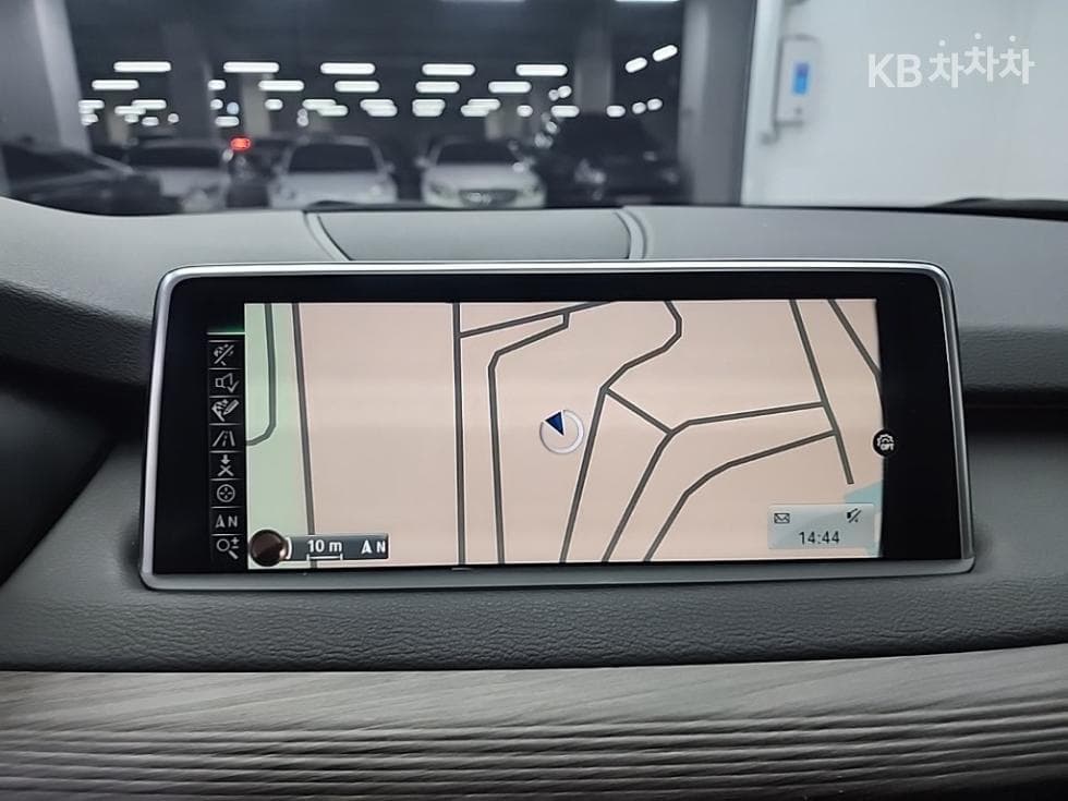 BMW X5 (E70)4.0d xDrive M Sport F15 - 15