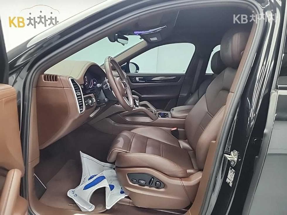 Porsche Cayenne(9Y0)3.0 Coupe Platinum Edition - 11