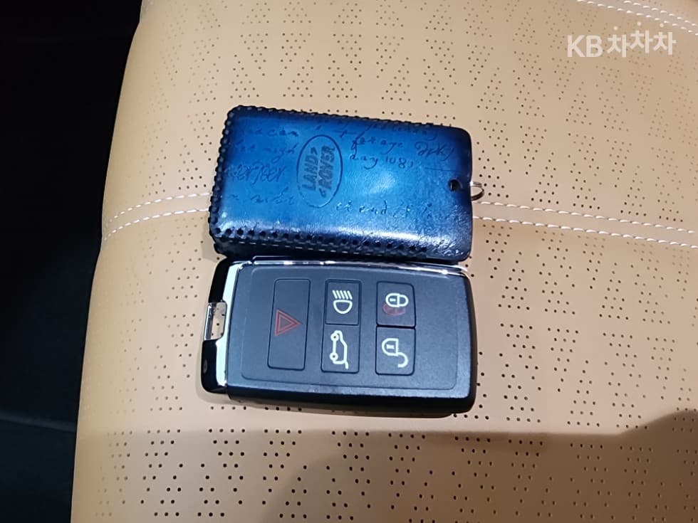 Land Rover Range Rover 벨라P400 R-Dynamic HSE - 32