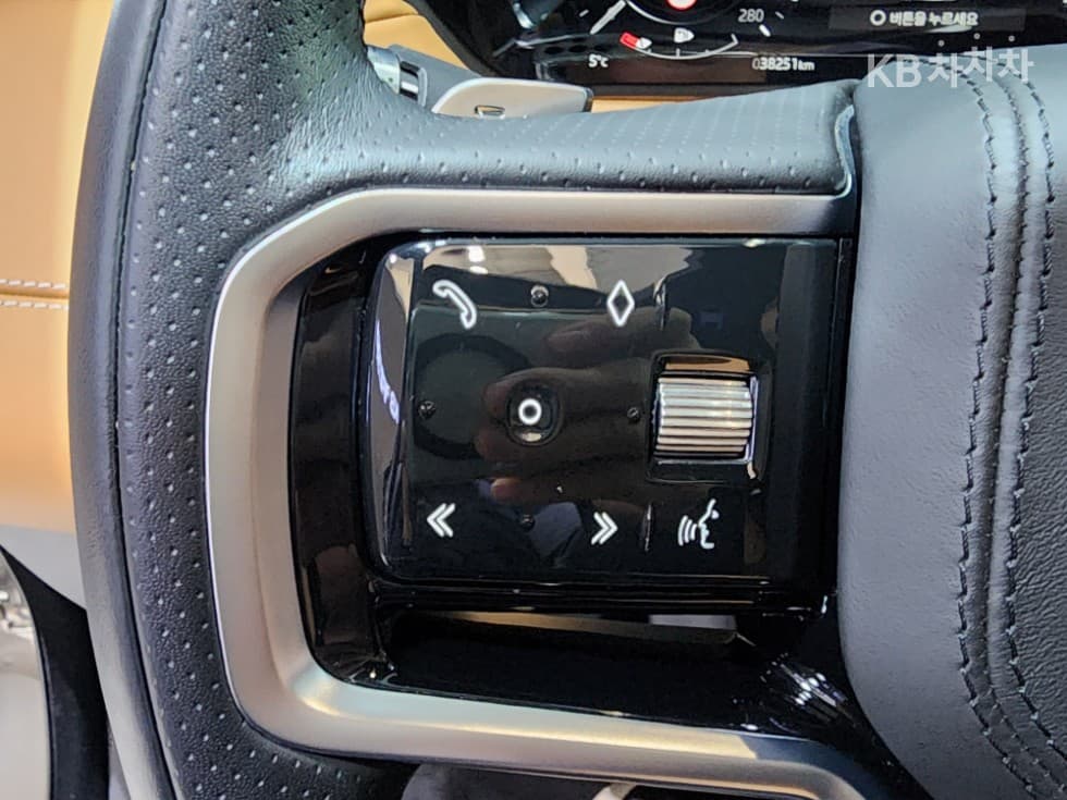 Land Rover Range Rover 벨라P400 R-Dynamic HSE - 8