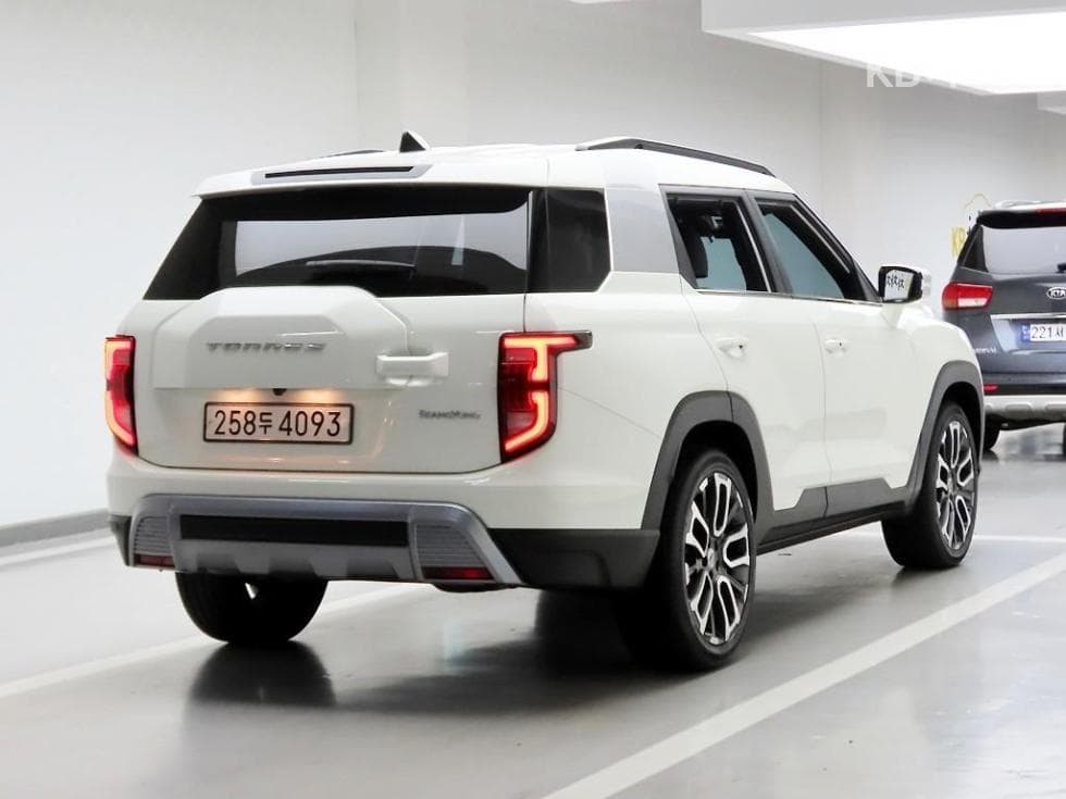 КейДжи Мобилити 토레스(J100)1.5 GDI Турбо T7 - 4