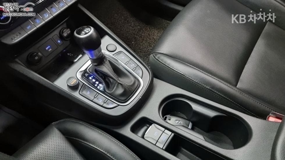 Хюндай The New (фейслифт) Kona2.0 Бензин 2WD Modern - 14