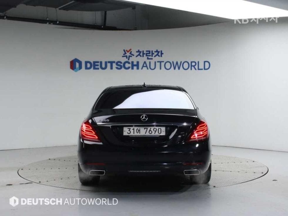 Mercedes-Benz New S-ClassS500L W222 - 4