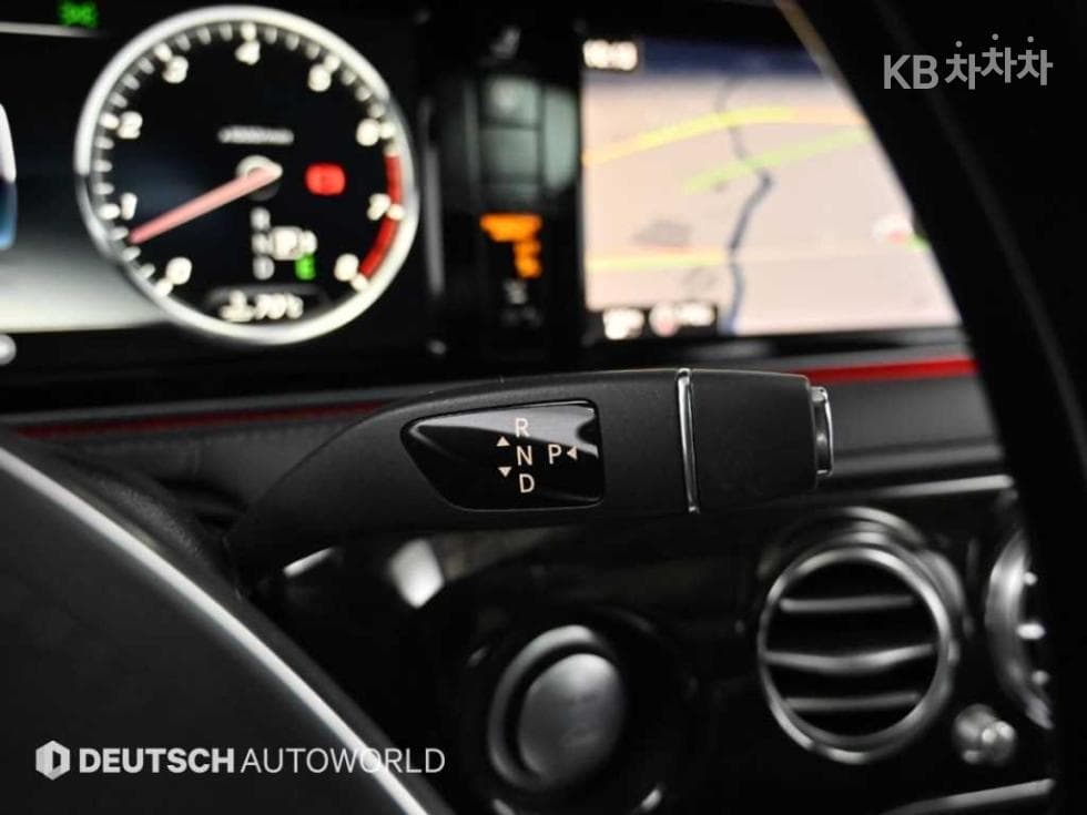 Mercedes-Benz New S-ClassS500L W222 - 9