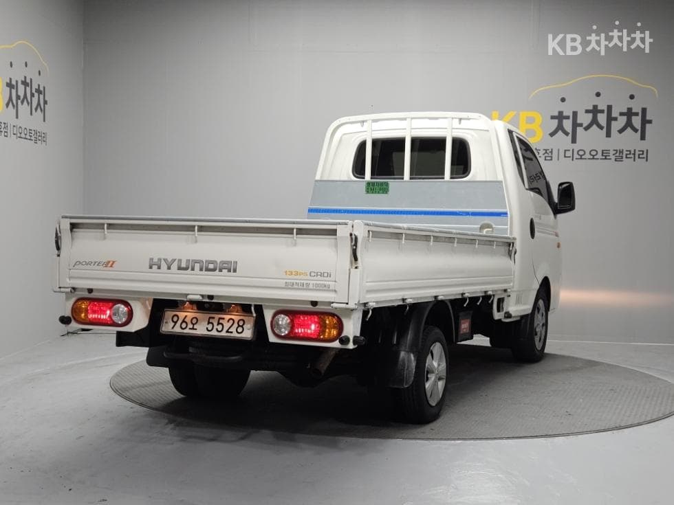 Hyundai Porter 2Extra Long Super Cab CRDi Style - 3