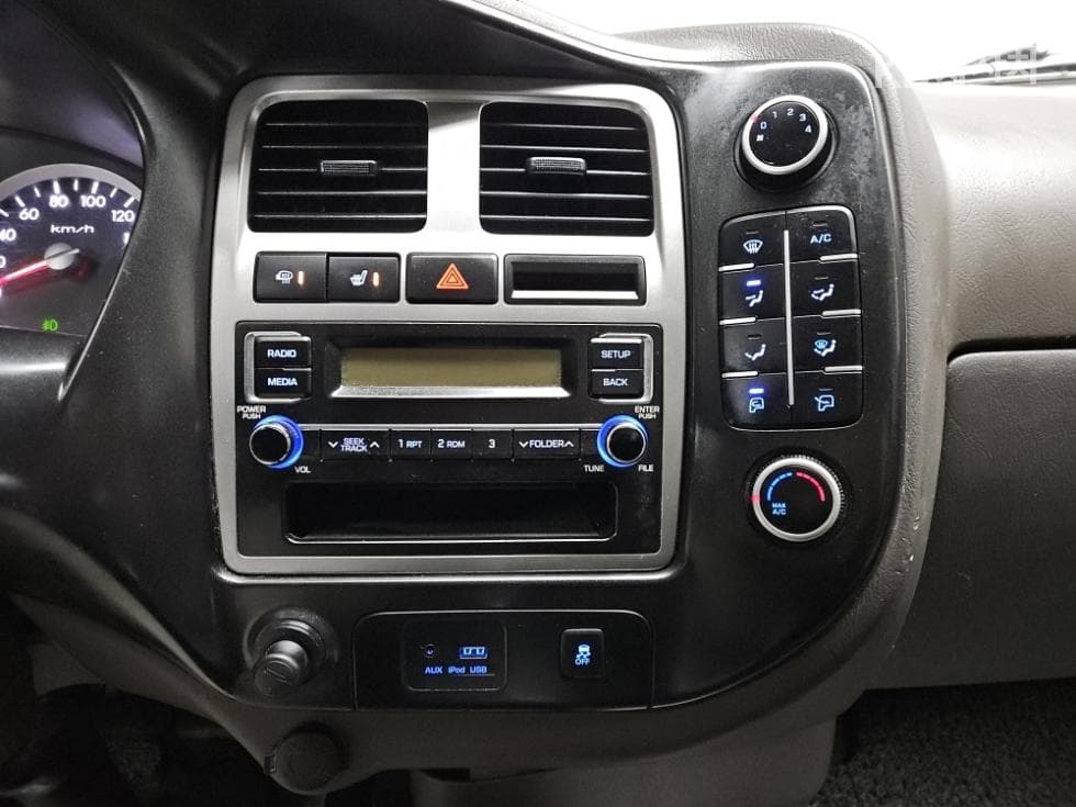 Hyundai Porter 2Extra Long Super Cab CRDi Style - 12