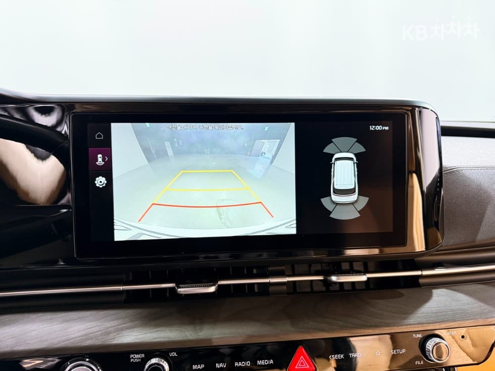 Kia Carnival 4th generationD2.2 9-seater Noblesse - 11