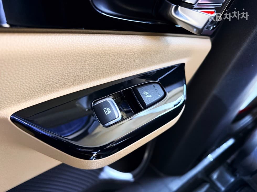 Kia Carnival 4th generationD2.2 9-seater Noblesse - 17