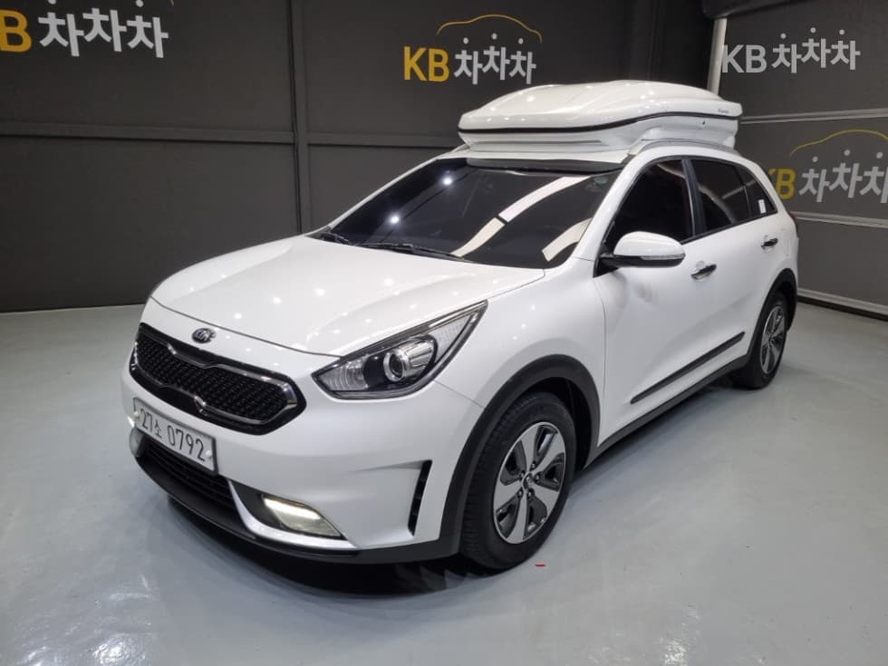 Киа Ниро1.6 Престиж - 2